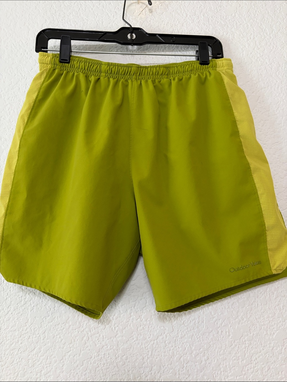 Outdoor Voices High Stride Green Shorts - Picture 2 of 12
